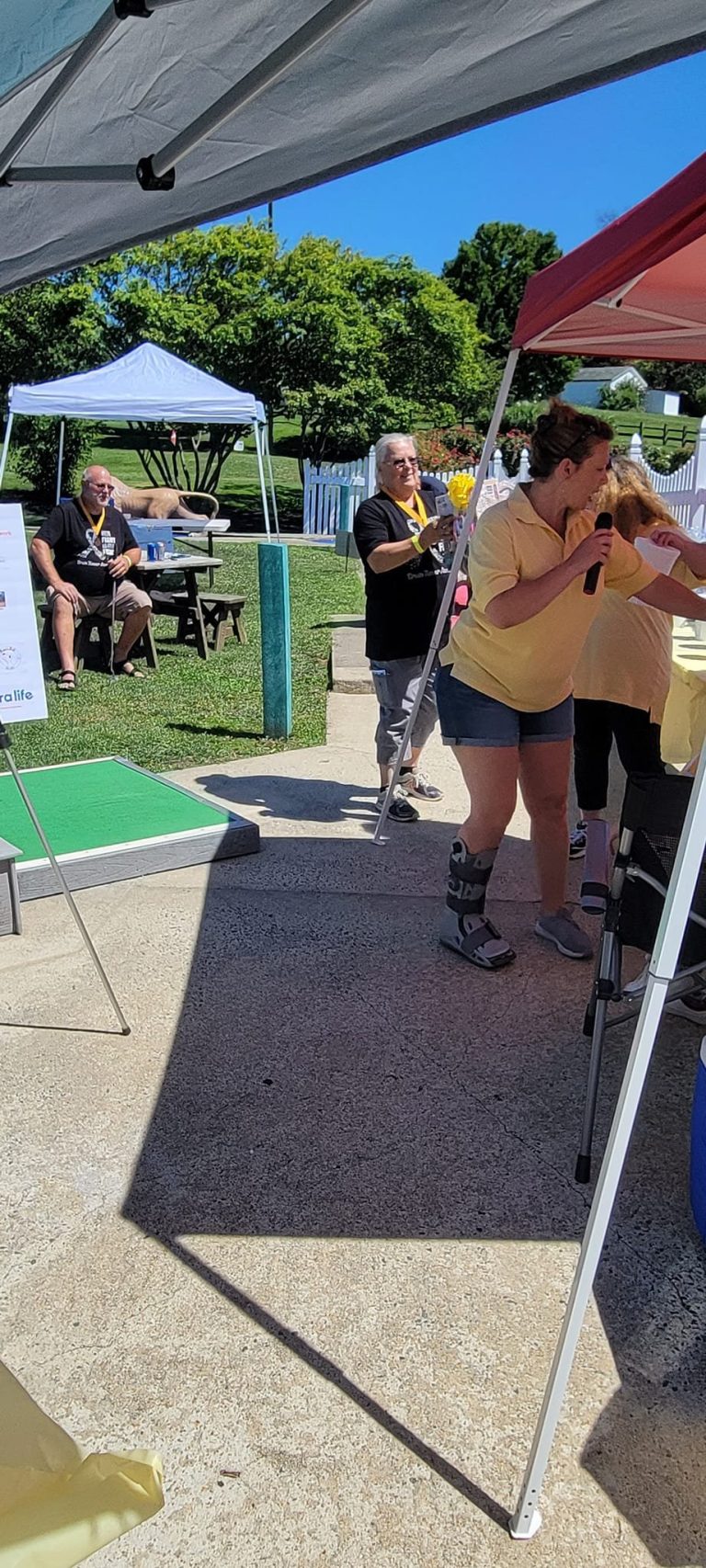 299658549_105384005622573_8549178327800173654_n-768x1706
