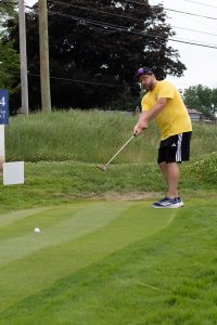 Putting for Miracles-185